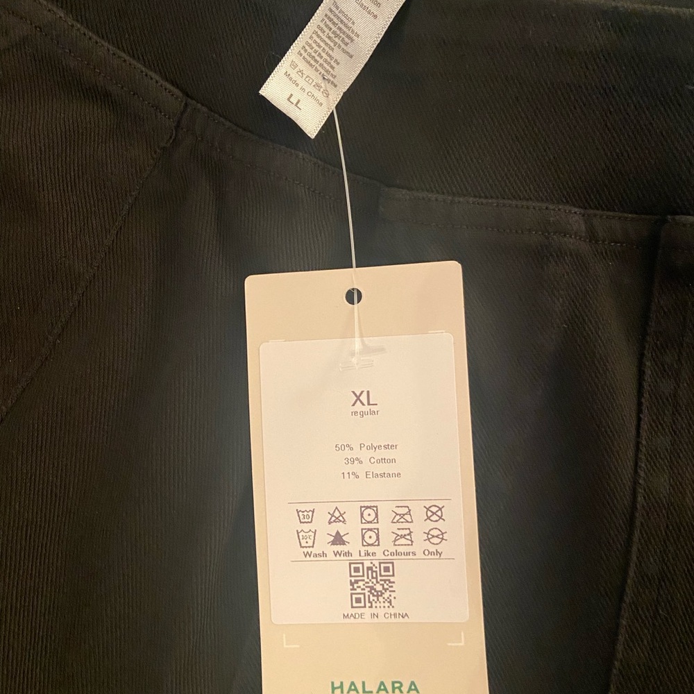 Halara Black Cotton Pull-on Cargo Pant - Picture 6 of 6
